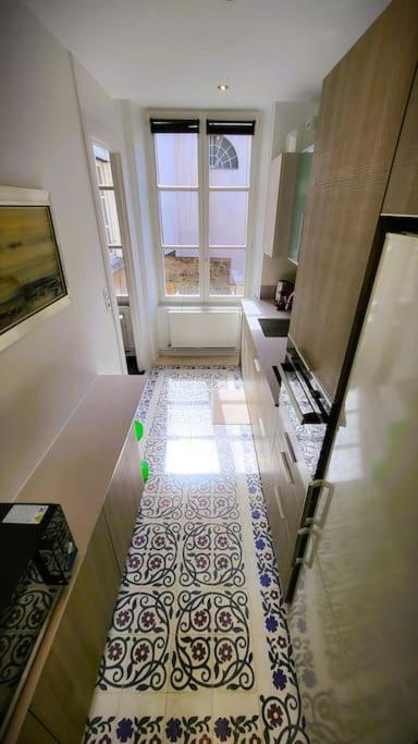 Appartement De La Bibliotheque Besançon Dış mekan fotoğraf